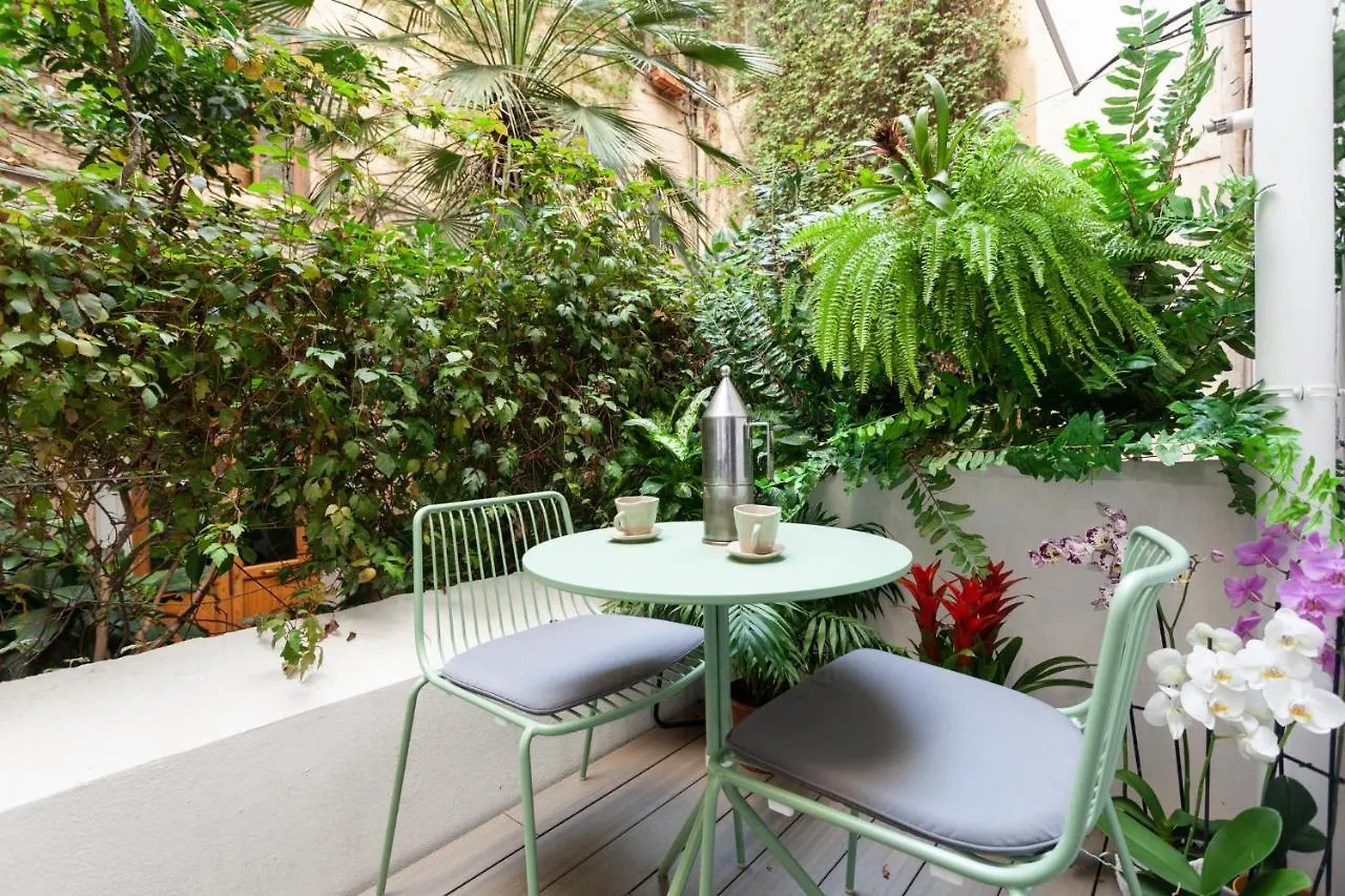 Bed and Breakfast Beet Community à Palerme Couette-café